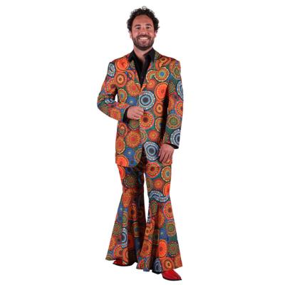 Americana y pantalones flower power